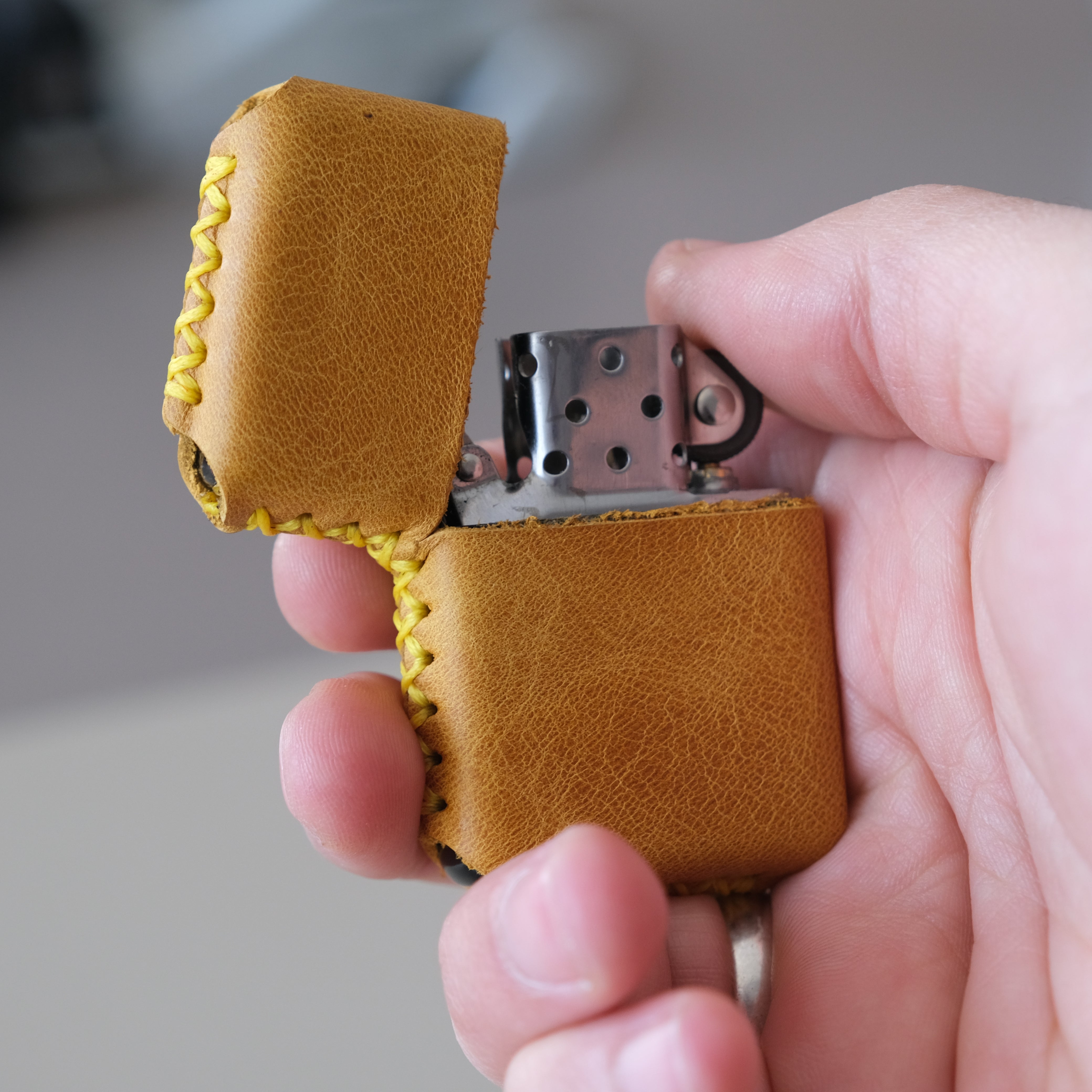 Deri El Yapımı Zippo Çakmak Kılıfı Tiana Sarı