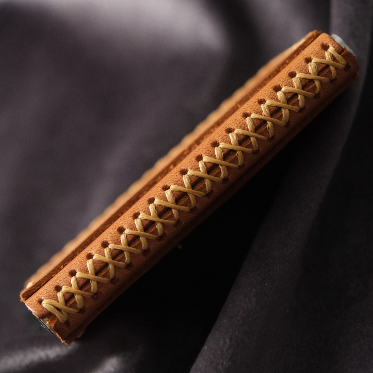 Hakiki Deri El Yapımı Mekanizmalı Kartlık