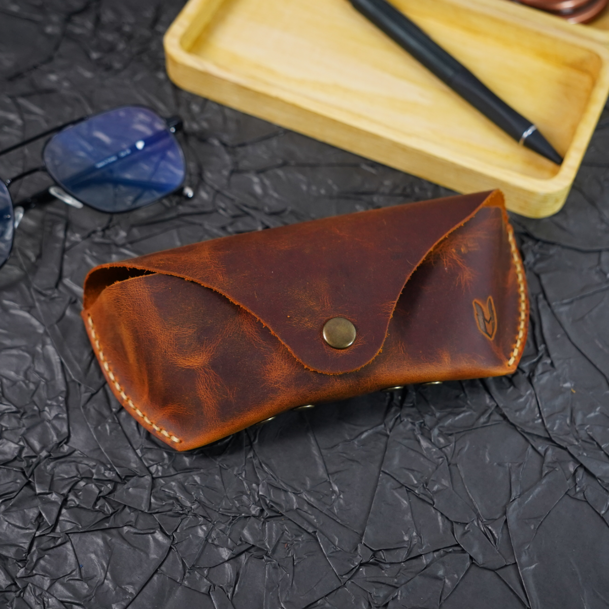 Deri Güneş Gözlüğü Kılıfı