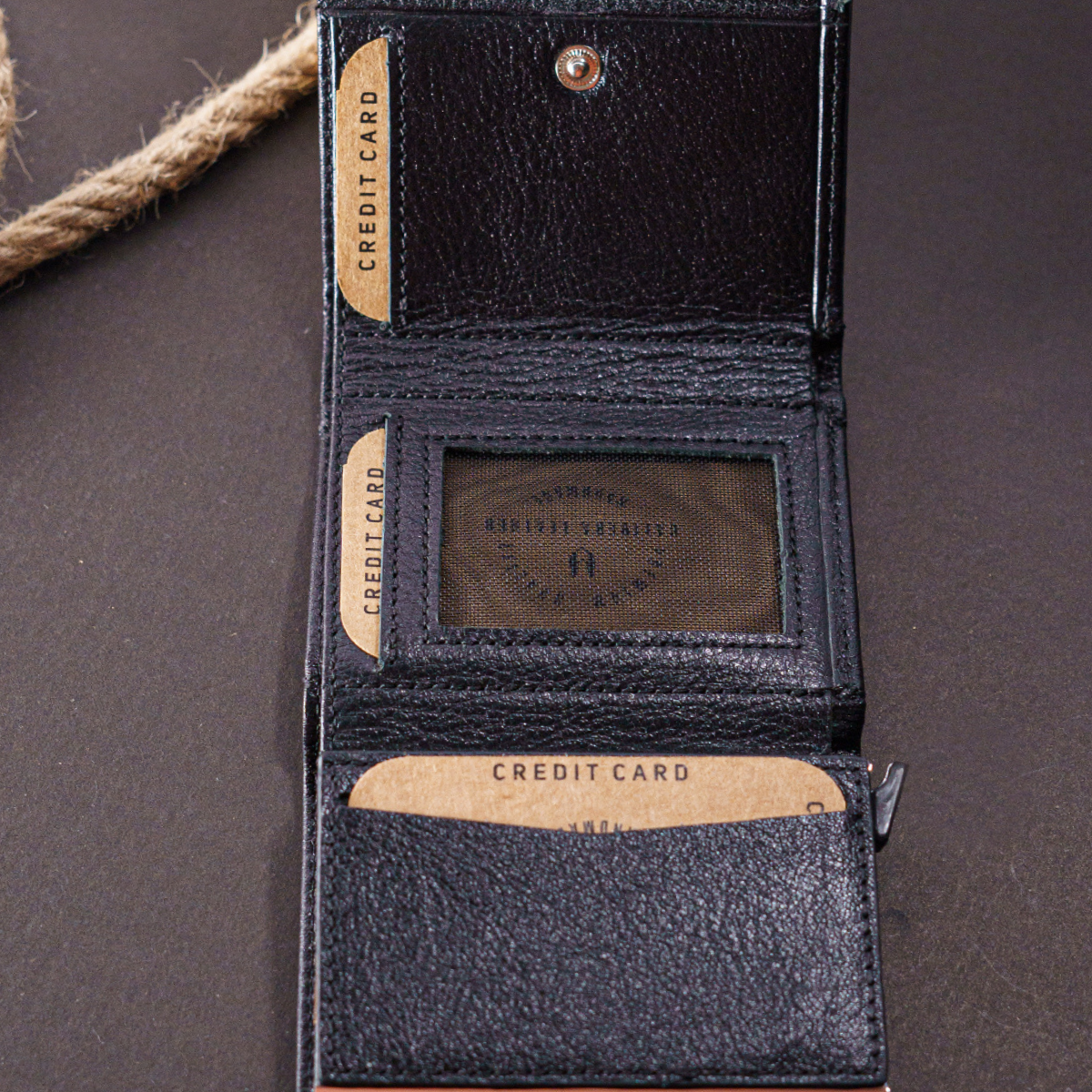 ZİNG Hakiki Deri Mekanizmalı Cüzdan Kartlık