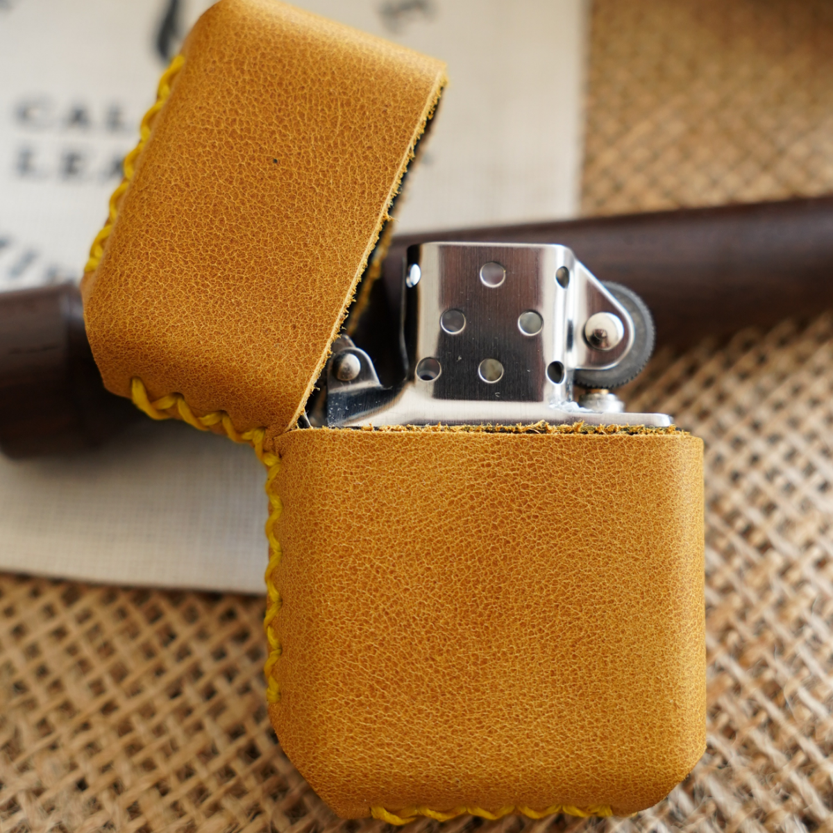 Deri El Yapımı Zippo Çakmak Kılıfı Tiana Sarı